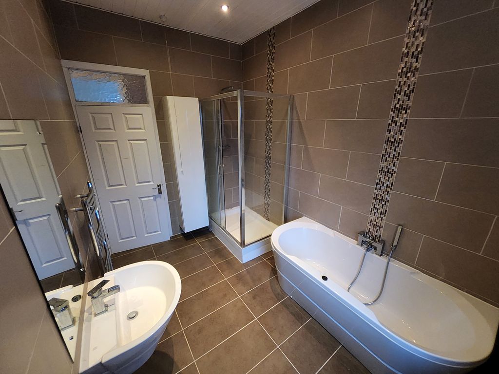 3 bed flat to rent in High Street East, Wallsend NE28, £675 pcm Zoopla