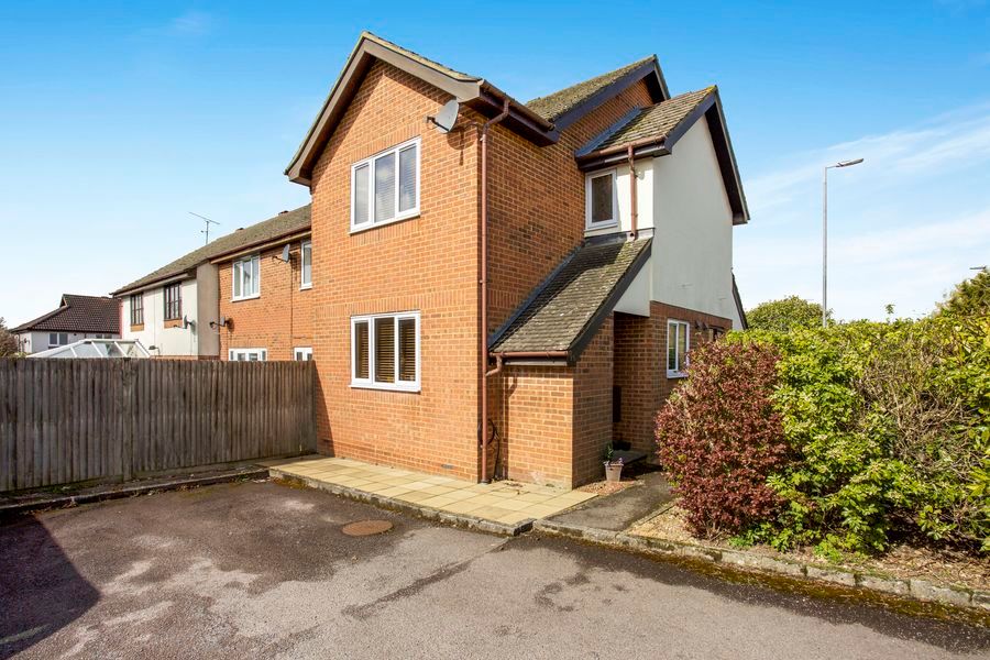 1 bed end terrace house to rent in County Lane, Warfield RG42 Zoopla