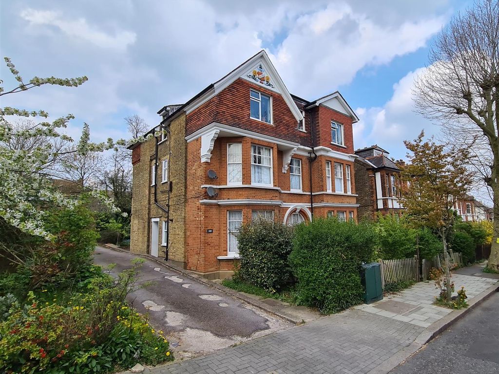 Thornlaw Road, West Norwood, London SE27  