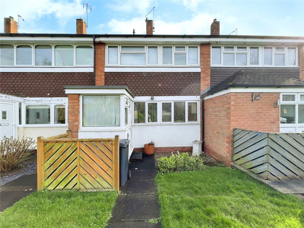 3 bed terraced house to rent in Chillington Drive, Codsall