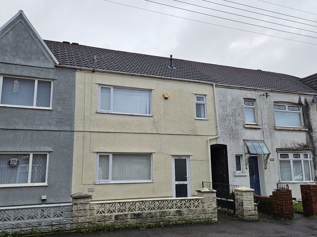 3 bed terraced house to rent in Alexandra Road, Gorseinon, Swansea SA4