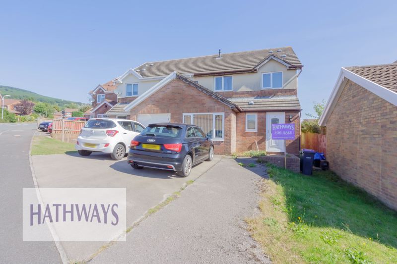 3 bed semidetached house for sale in Pensarn Way, Henllys, Cwmbran