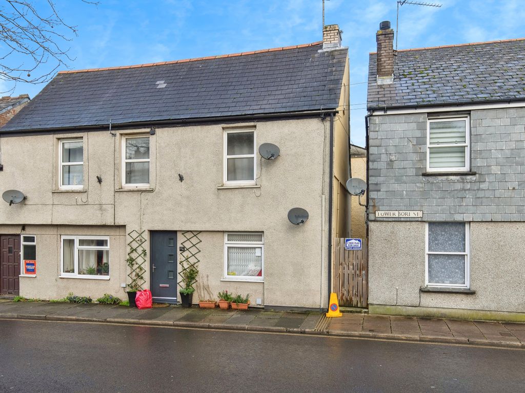 1 bed flat for sale in Lower Bore Street, Bodmin, Cornwall PL31, £