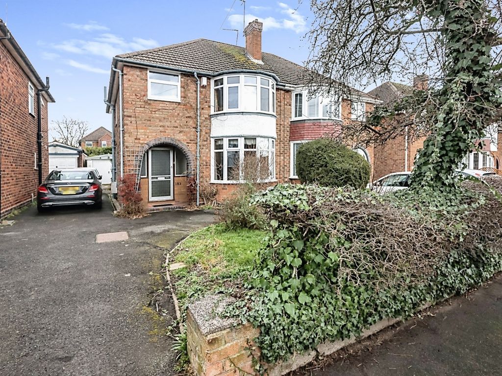 3 bed semidetached house for sale in Meriden Drive, Kingshurst