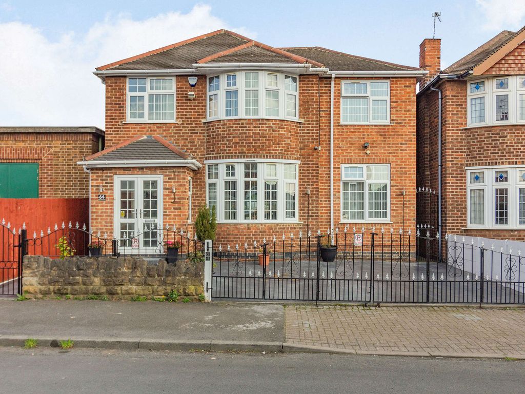 6 bed detached house for sale in Trentham Drive, Nottingham NG8, £450,000 Zoopla