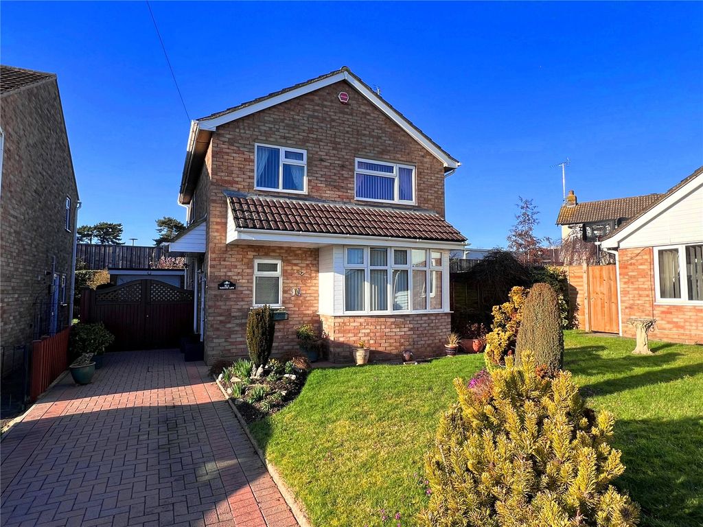 3 bed detached house for sale in Sandown Lawn, Churchdown, Gloucester, Gloucestershire GL3 Zoopla