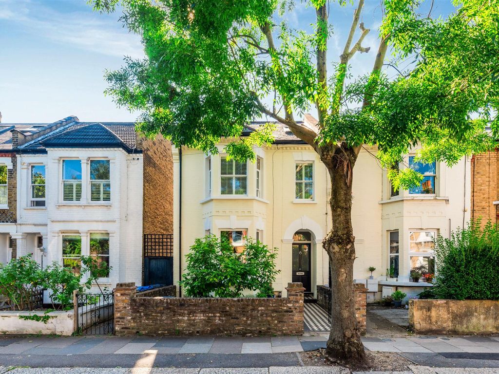 4 bed semidetached house for sale in Latimer Road, London SW19, £