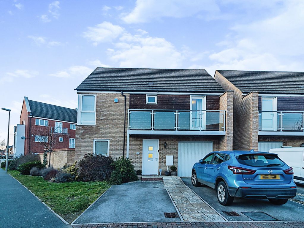 4 bed detached house to rent in Eaton Hall Crescent, Broughton MK10 Zoopla