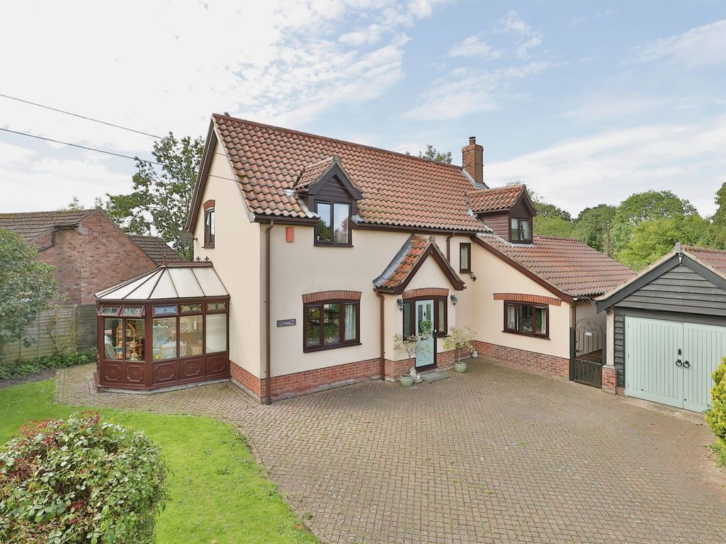 4 bed cottage for sale in Barrows Hole Lane, Little Dunham, King's Lynn