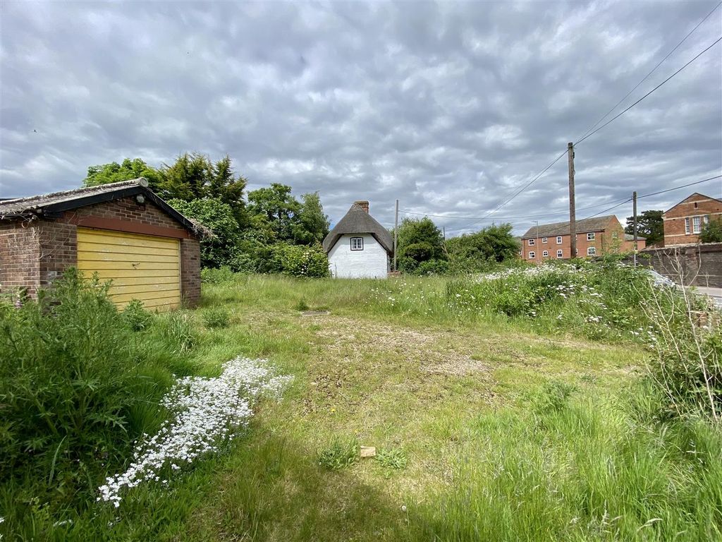 Land for sale in London Road, Devizes SN10 Zoopla