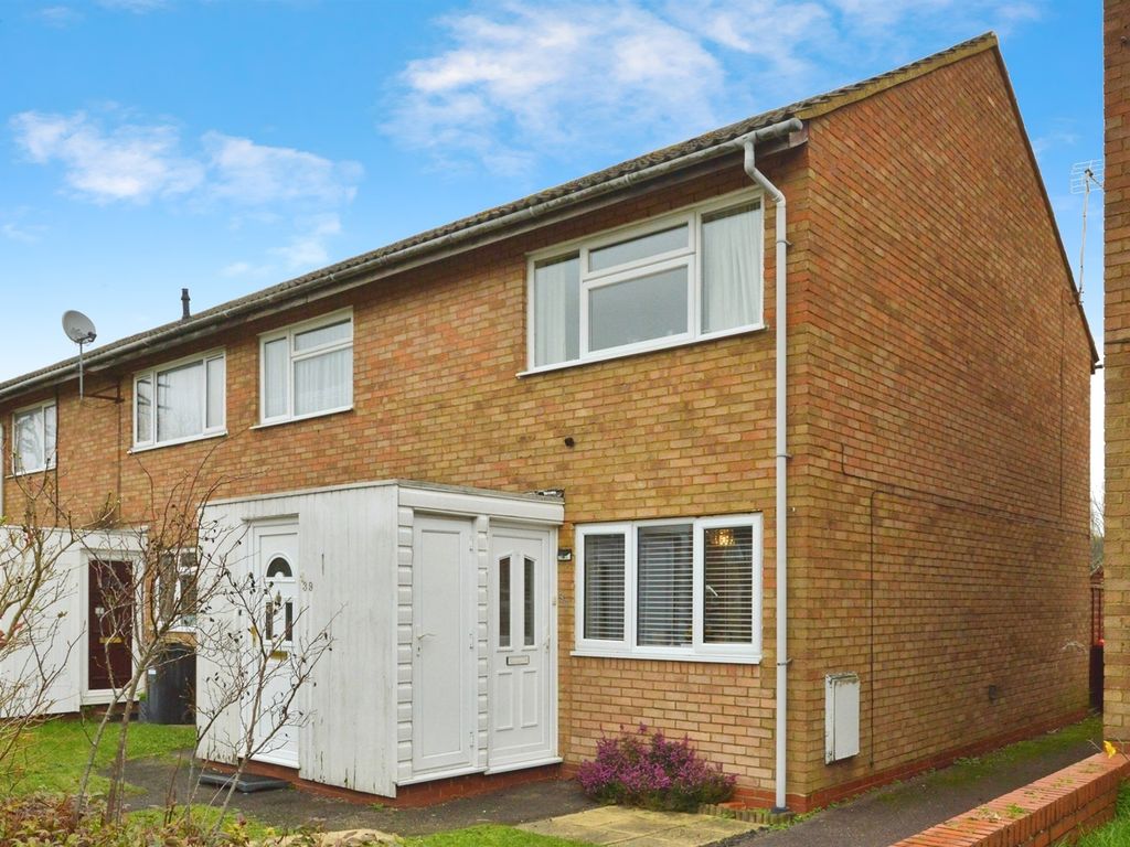 2 bed for sale in Rowle Close, Stantonbury, Milton Keynes