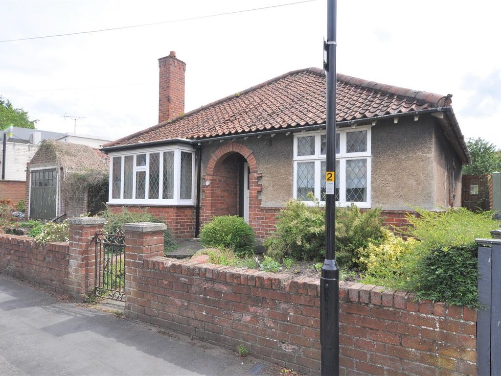 3 bed detached house for sale in Mayfield Grove, Tadcaster Road, York