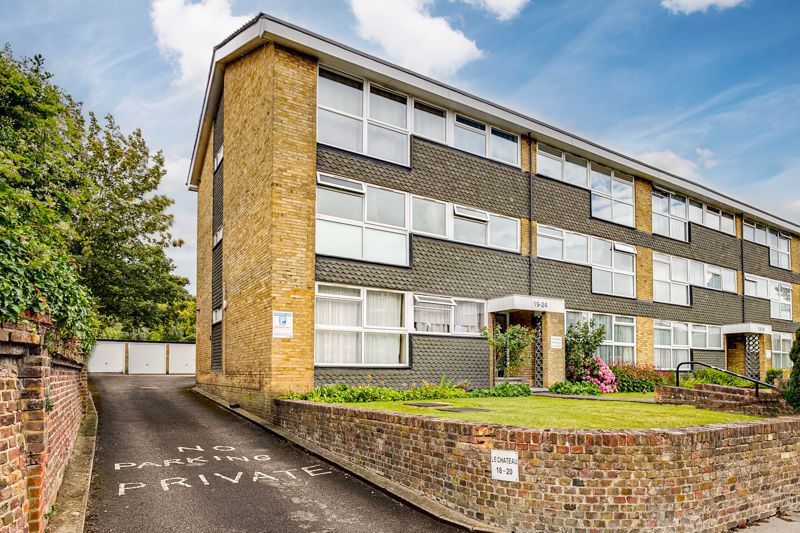 2 bed flat for sale in Chatsworth Road, Croydon CR0 Zoopla