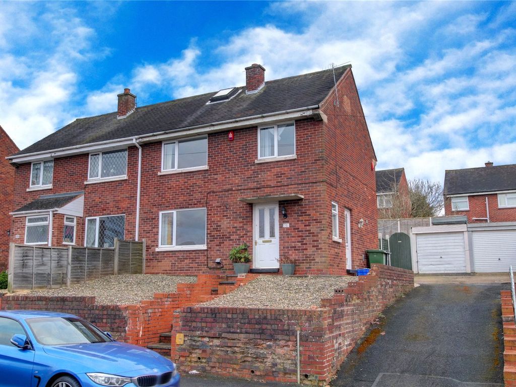3 bed semidetached house to rent in Winslow Avenue, Droitwich