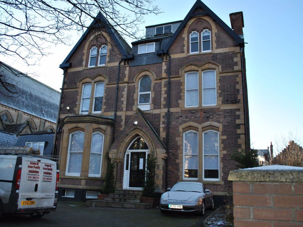4 bed flat to rent in Portland House, 6 Lane, Liverpool L17 Zoopla