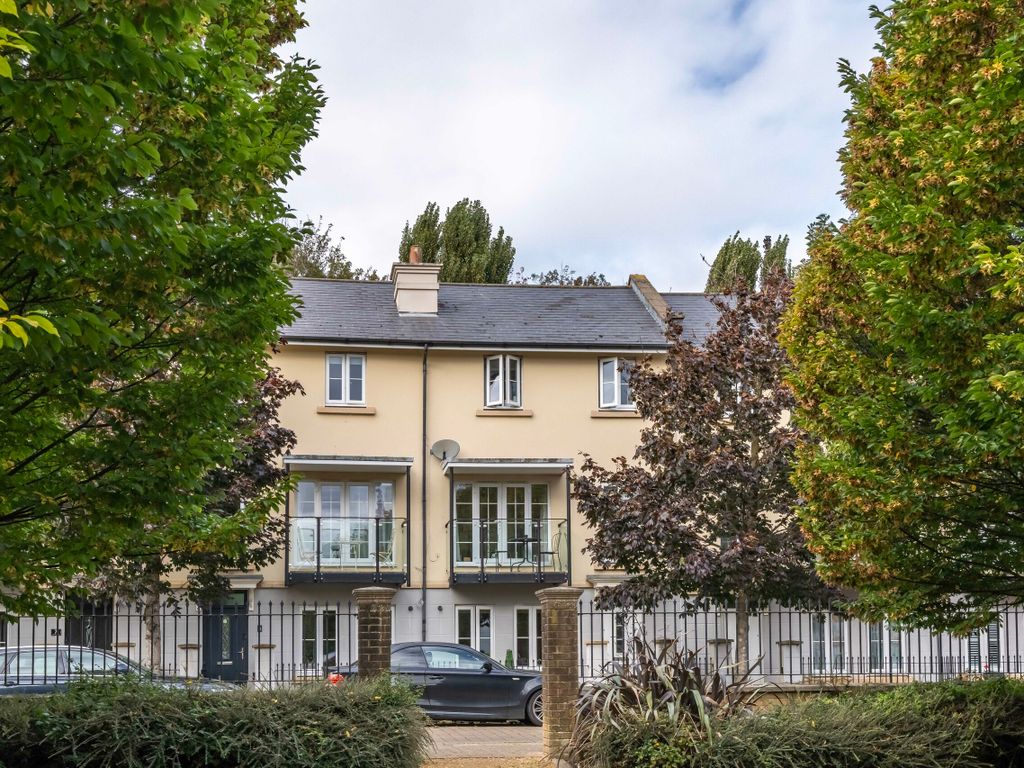 4 bed town house for sale in Watch House Place, Portishead, Bristol