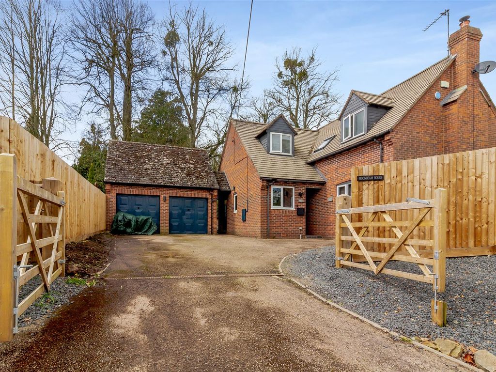 5 bed detached house for sale in Ledbury Road, Dymock GL18 Zoopla