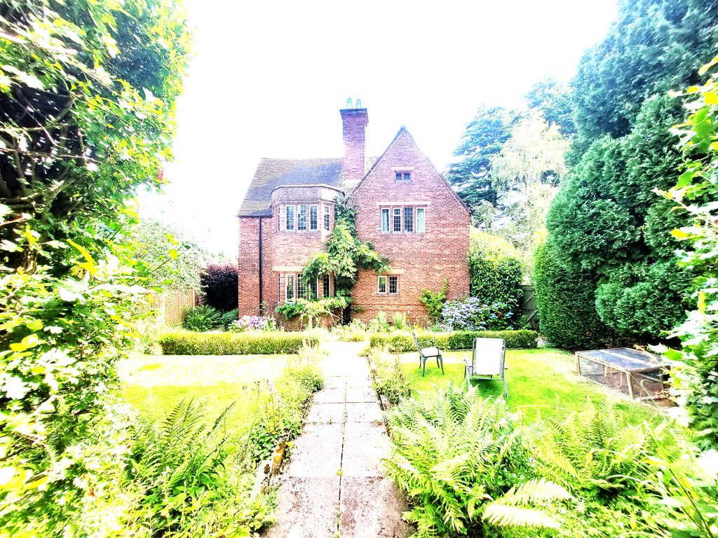 8 bed detached house to rent in Maney Hill Road, Sutton Coldfield B72