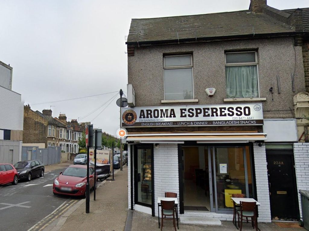 3 bed property to rent in Barking Road, London E6, £2,200 pcm Zoopla