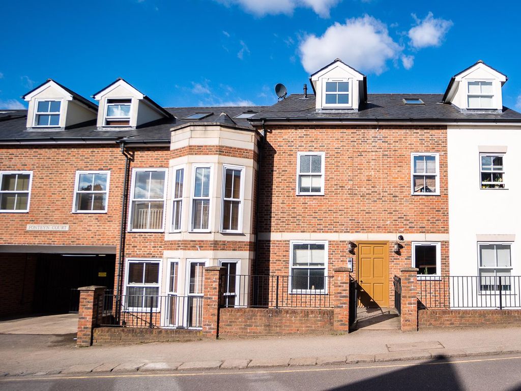 2 bed flat for sale in Lesbourne Road, Reigate RH2 Zoopla