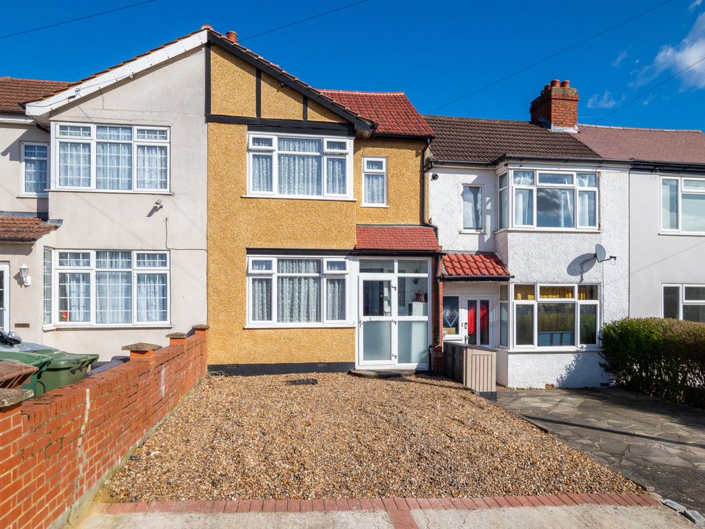 4 bed terraced house for sale in Charminster Road, Worcester Park KT4