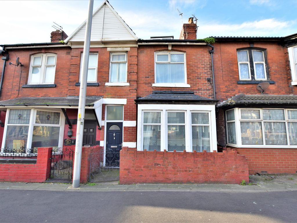 4 bed terraced house for sale in Central Drive, Blackpool FY1 Zoopla