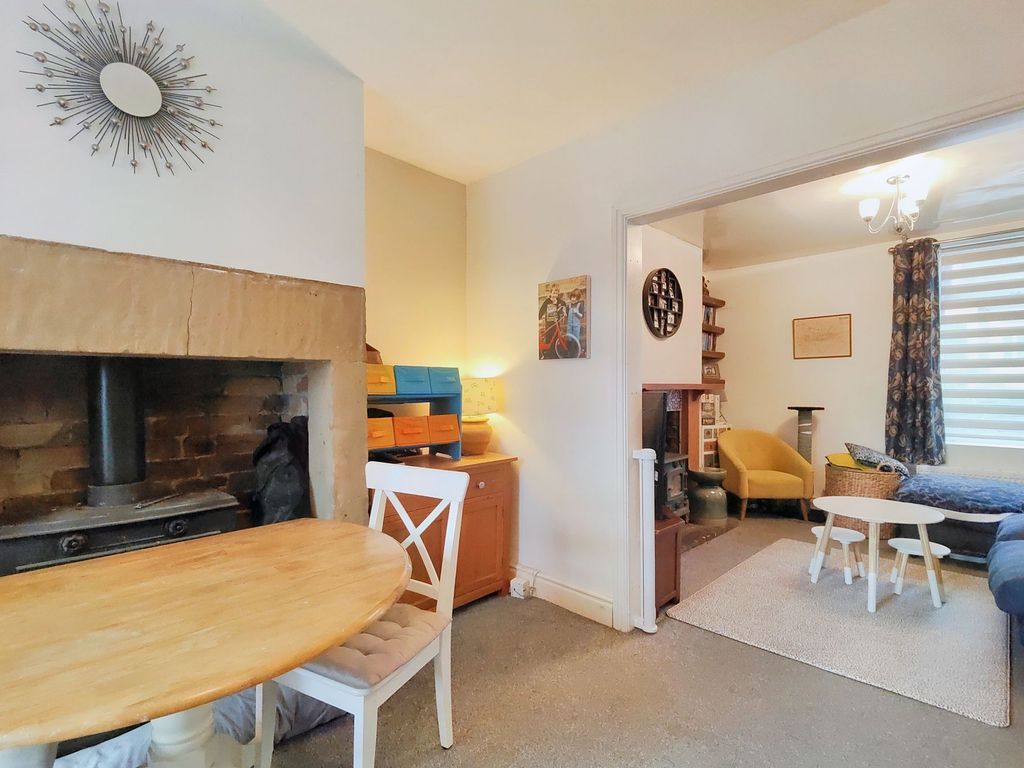 2 bed end terrace house for sale in Bank Road, Lancaster LA1 Zoopla