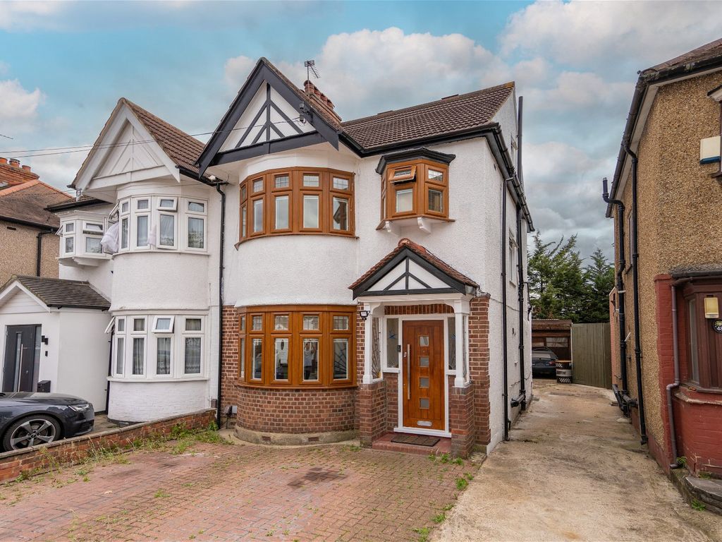 4 bed semidetached house for sale in Formby Avenue, Stanmore HA7, £