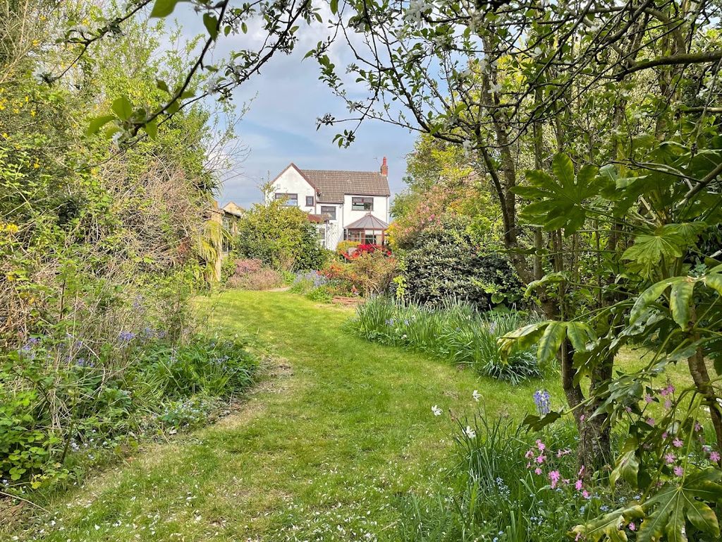 3 bed detached house for sale in Foxhouse Lane, Maghull, Liverpool L31