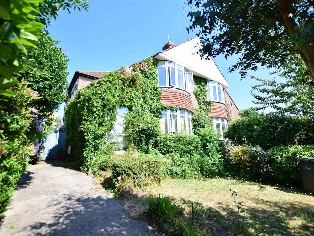 3 bed semidetached house for sale in Boscobel Road North, St. Leonards