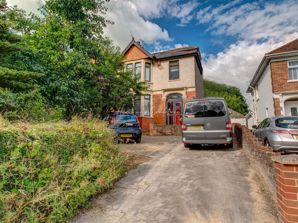 Pendwyallt Road, Whitchurch, Cardiff CF14  