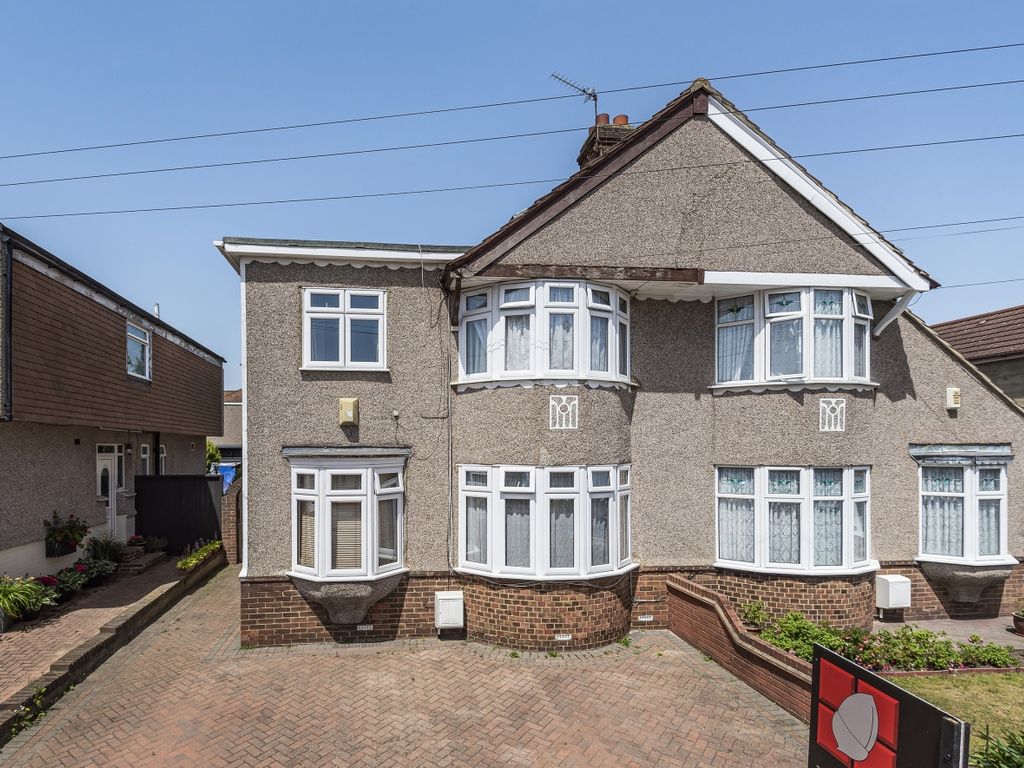 Ashmore Grove, Welling DA16