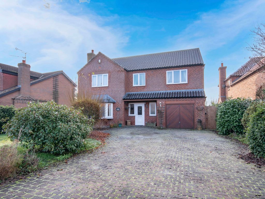 4 bed detached house for sale in Redthorn Way, Claypole, Newark NG23