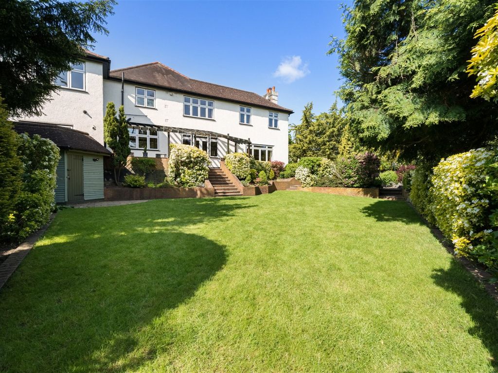 5 bed detached house for sale in Kinnaird Avenue, Bromley BR1 Zoopla