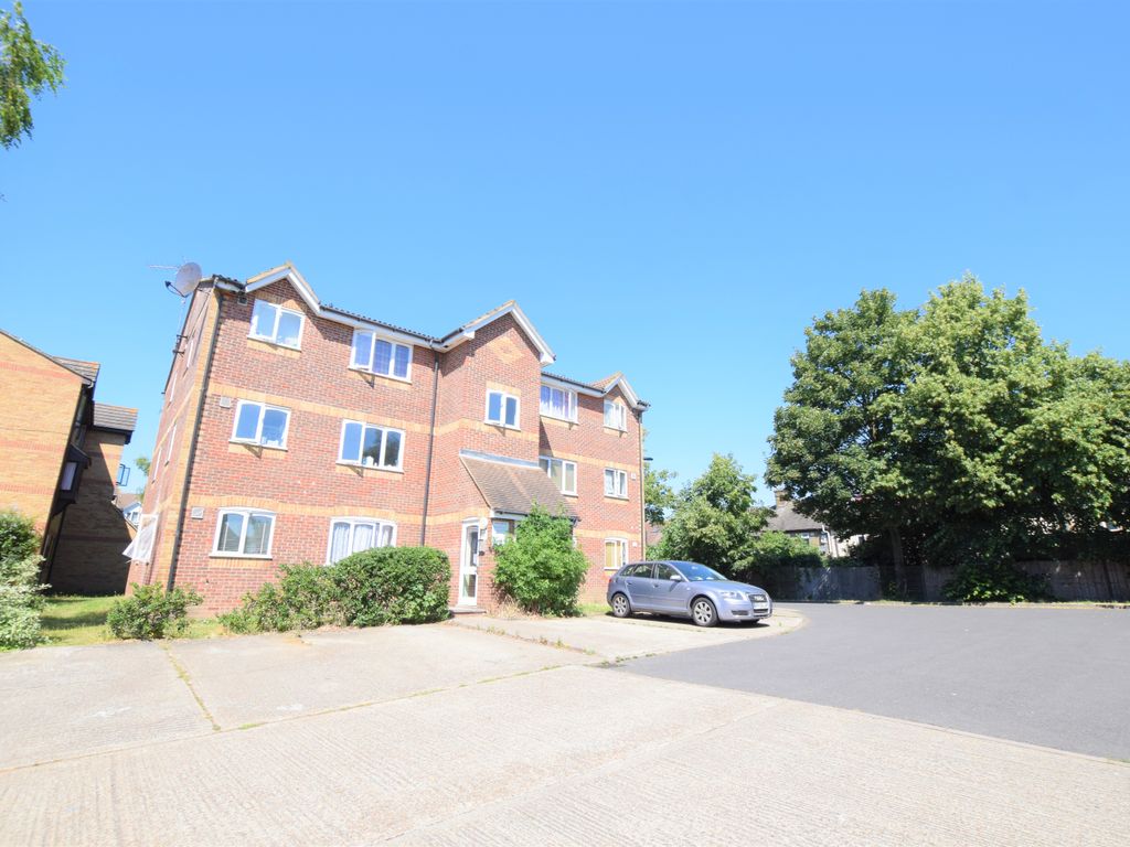 1 bed flat to rent in Greenslade Road, Barking IG11 Zoopla