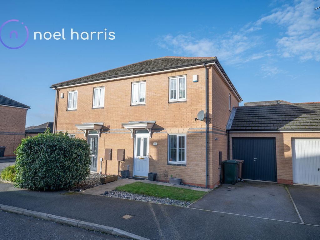 3 bed semidetached house for sale in Monarch Court, Longbenton NE12, £