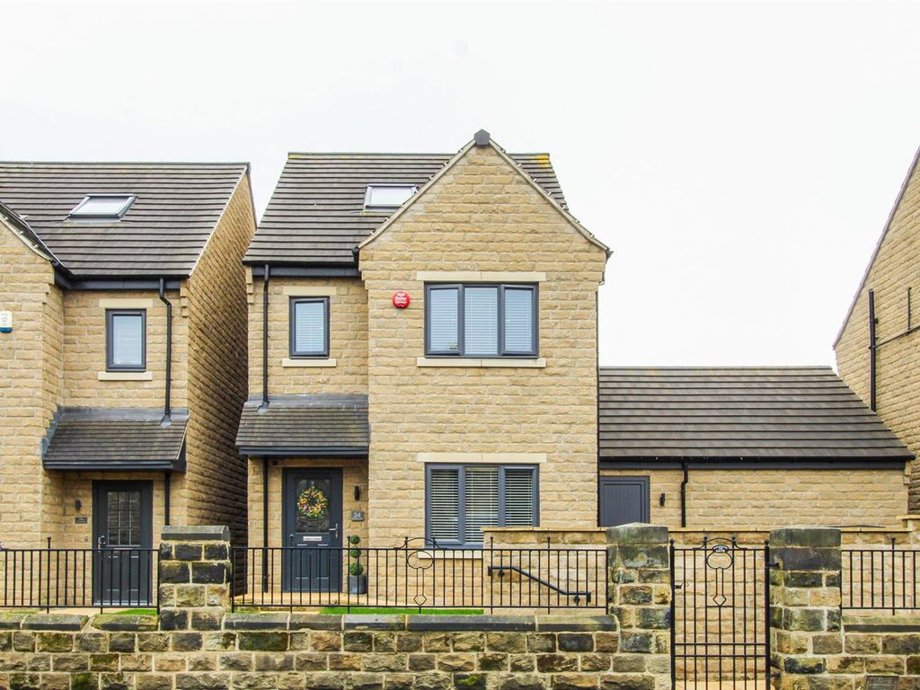 4 bed detached house for sale in School Lane, Walton, Wakefield WF2, £395,000 Zoopla