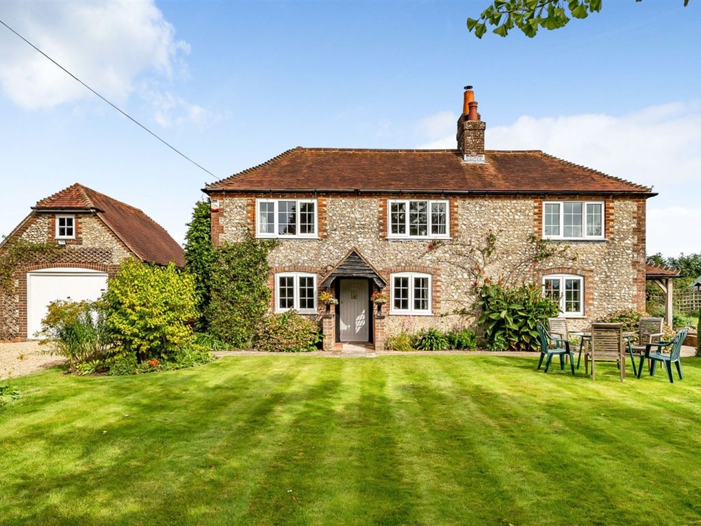 4 bed detached house for sale in Forestside, Rowland's Castle PO9, £