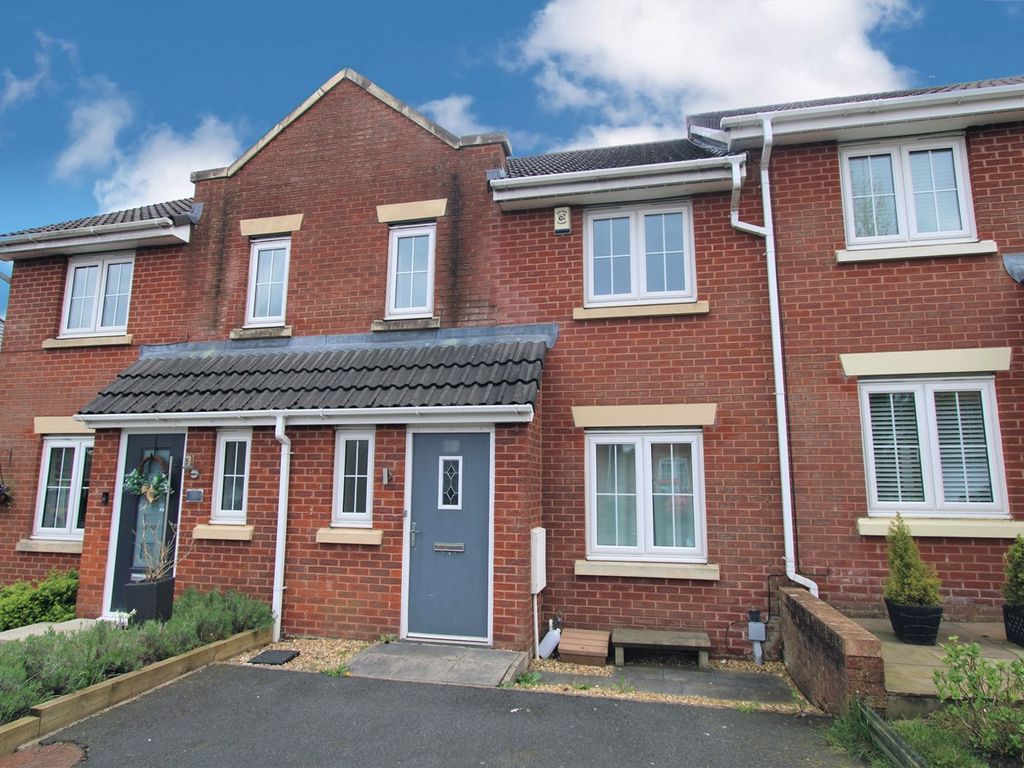 3 bed terraced house for sale in Holmecroft Chase, Westhoughton, Bolton