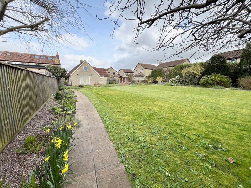 2 bed detached bungalow for sale in Greenbank Road, Hanham, Bristol