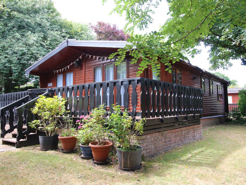 3 bed property for sale in Shorefield, Near Milford On Sea, Hampshire
