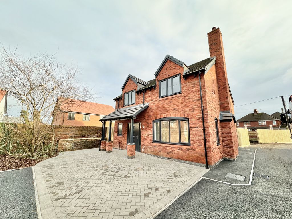 4 bed detached house for sale in Wellington Road, Muxton, Telford TF2