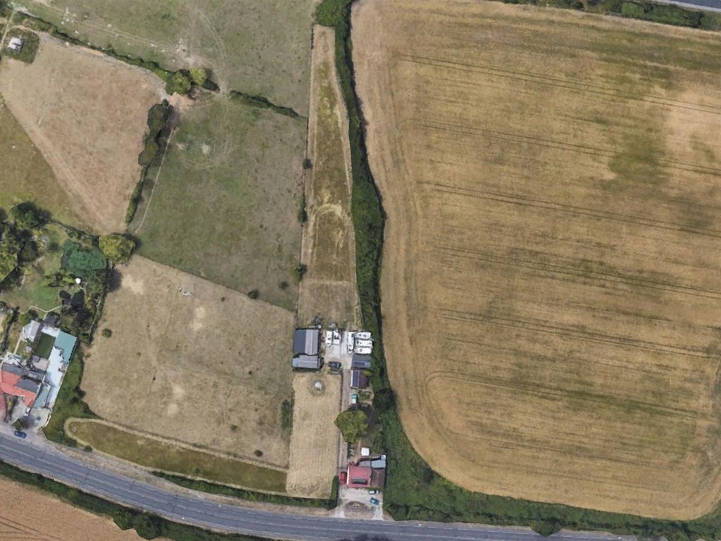 3 bed detached house for sale in Southend Road, Fobbing Borders, Corringham SS17 Zoopla