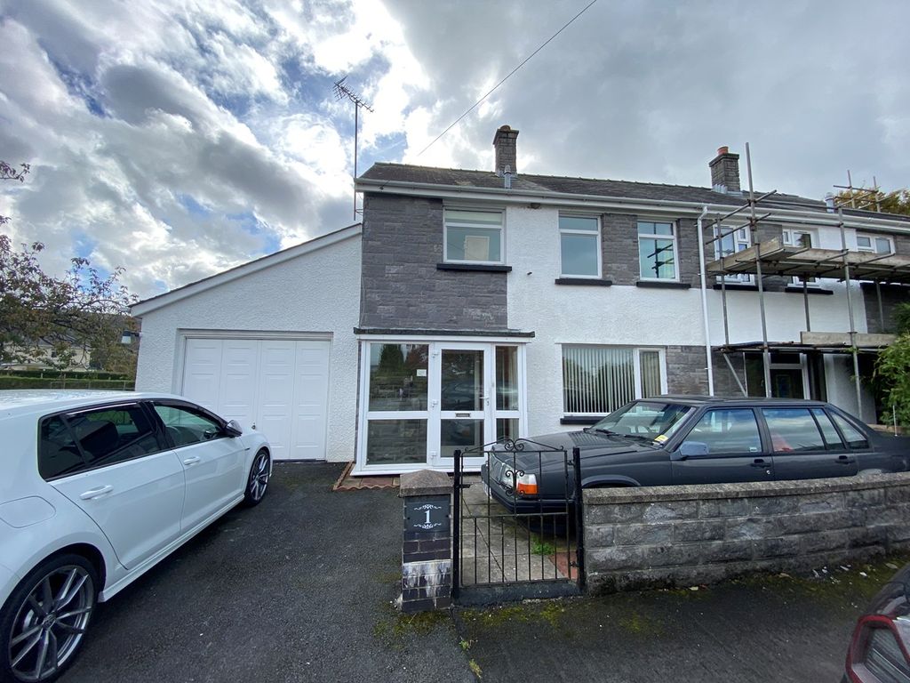 3 bed semidetached house for sale in Hyfrydle, Llanddewi Brefi