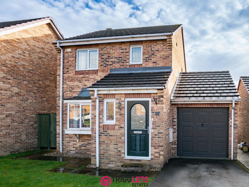 3 bed detached house for sale in Woodhouse Road, Hoyland, Barnsley S74