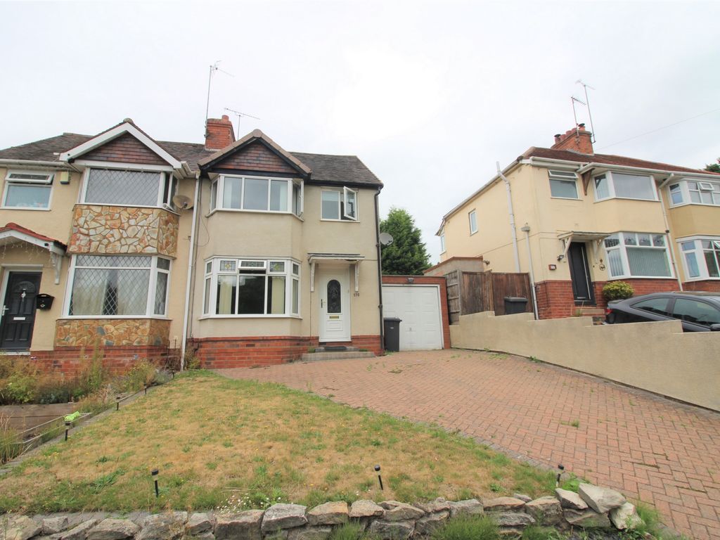 3 bed terraced house for sale in Stourbridge Road, Kidderminster DY10