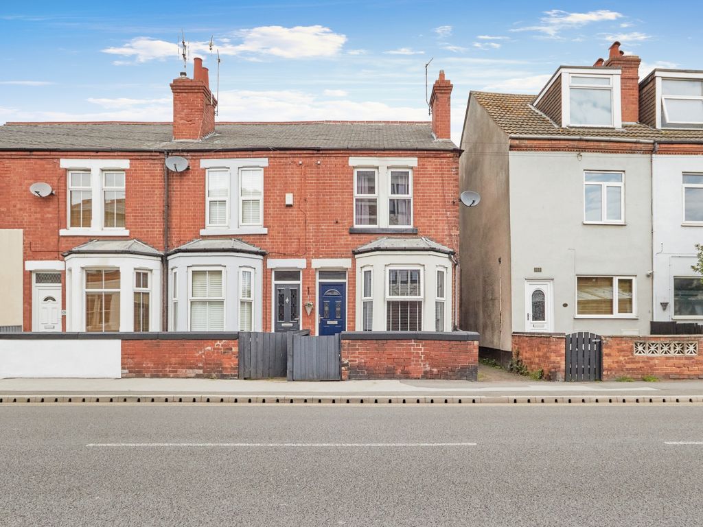 3 bed end terrace house for sale in Station Road, Carlton, Nottingham