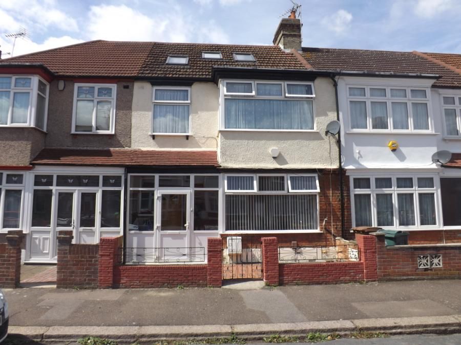 5 bed terraced house for sale in Garner Road, London E17 Zoopla
