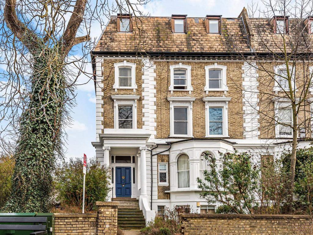 2 bed flat for sale in Surbiton, England, United Kingdom KT6 Zoopla