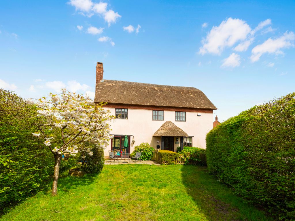 4 bed detached house for sale in Olde Fairfield, Bourton, Gillingham SP8, £450,000 Zoopla